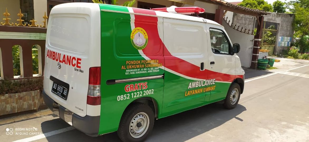 Bantu Pembelian Ambulan untuk Pesantren
